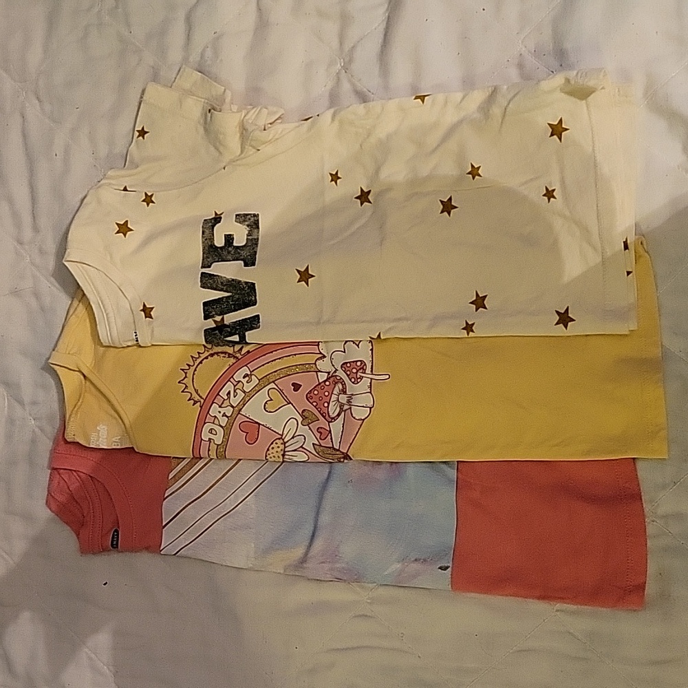 T-shirt bundle